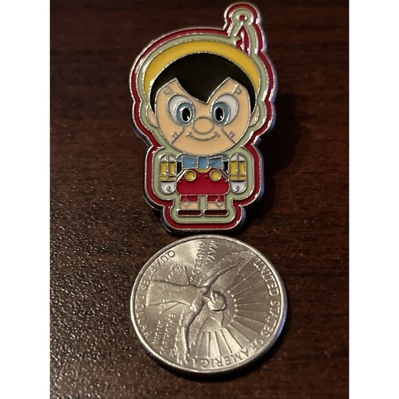 HKDL Disney Pinocchio Toy Factory Booster Trading Pin - Picture 2 of 4